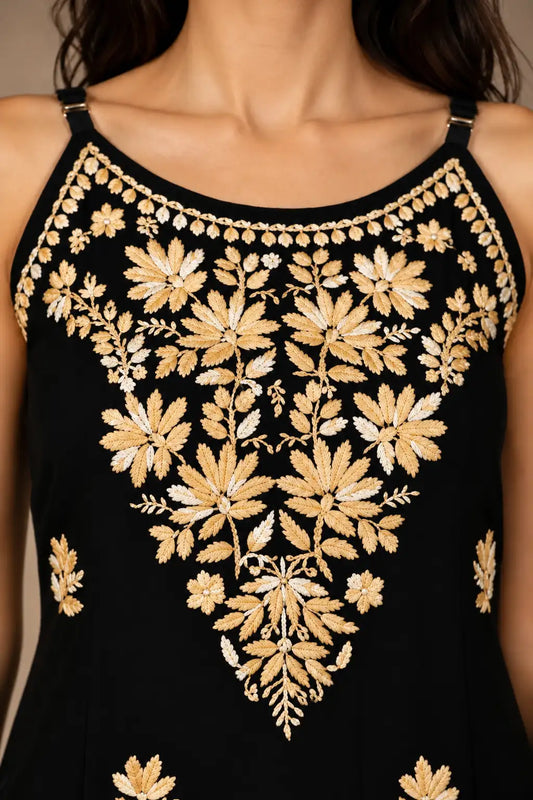 Noor Floral Embroidered Sleeveless Rayon Kurti Palazzo Set