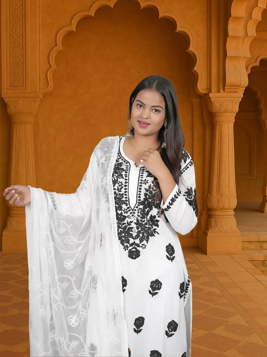 dniza chikankari kurti