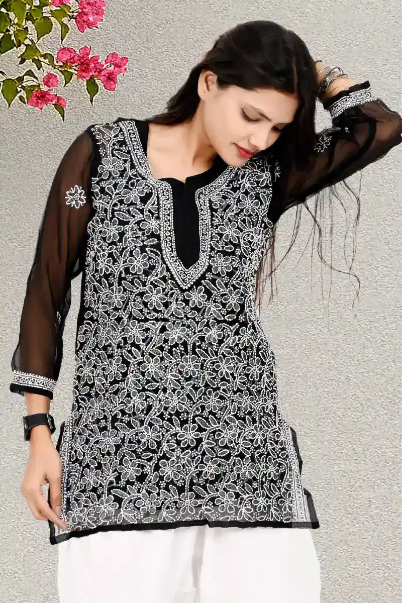 Dniza Chikankari short Kurti
