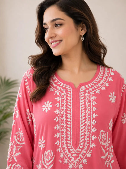 Elegant Plus Size Muslin Kurti with White Embroidery