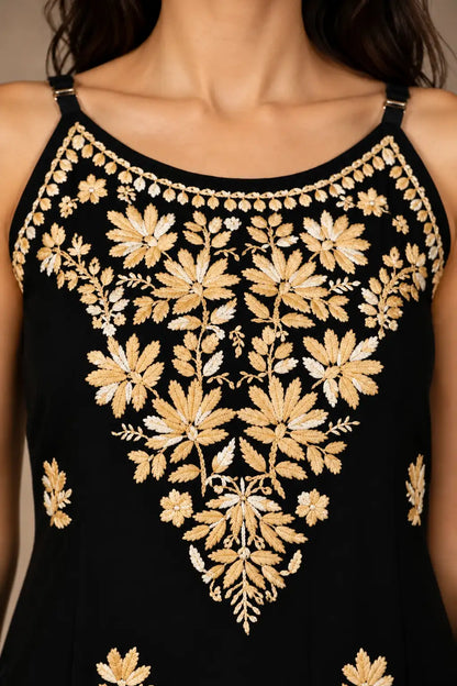 Noor Floral Embroidered Sleeveless Rayon Kurti Palazzo Set