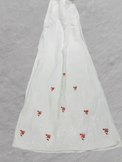 Elegant Reyon Plazo Set with Front Floral Bouquet
