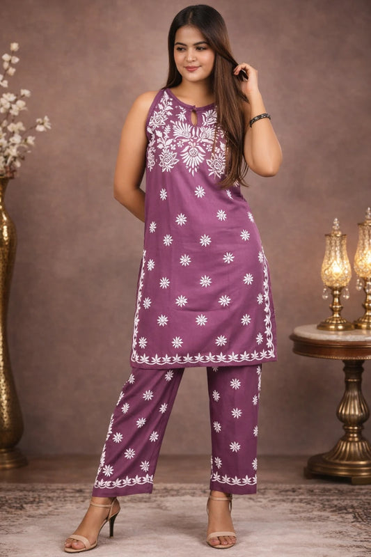 new sleevless chikankari coord set